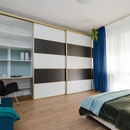 Apartment Superapart Grochowska 136, Very Close To The Mon Hospital On Saszerow Street Warsaw