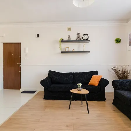 Superapart Grochowska 136, Very Close To The Mon Hospital On Saszerow Street Varšava