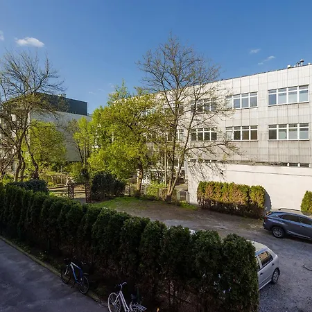 Apartment Superapart Grochowska 136, Very Close To The Mon Hospital On Saszerow Street Warsaw