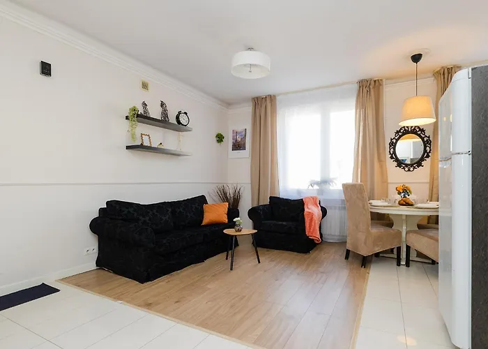 Apartmán Superapart Grochowska 136, Very Close To The Mon Hospital On Saszerow Street *
