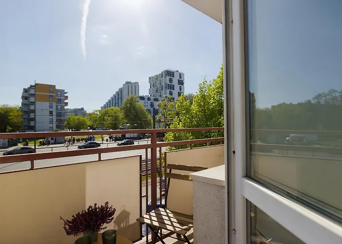 Superapart Grochowska 136, Very Close To The Mon Hospital On Saszerow Street ワルシャワ